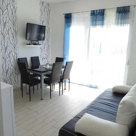 Apartament Traumhafte Mit Beheiztem Pool Mit Meerblick In